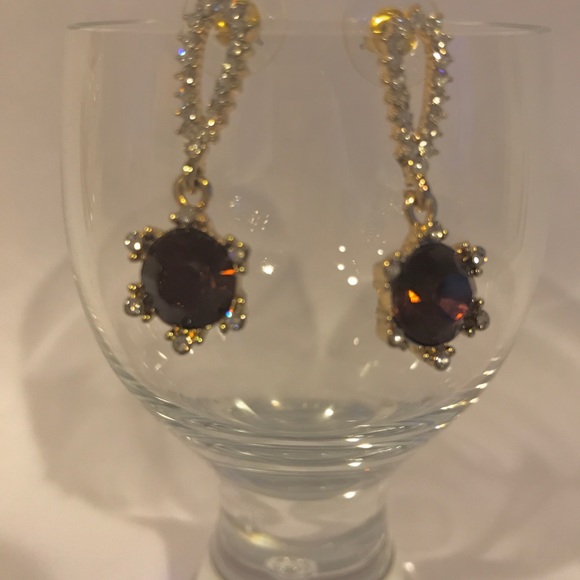 Earrings - Picture 2 of 4